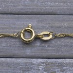 Goldkette als Singapurkette in Gelbgold 375 / 9K, 38 cm lang, 1,4 mm breit, Gewicht ca. 1.4 g.