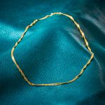 Goldkette als Singapurkette in Gelbgold 333 / 8K, 42 cm lang, 2,9 mm breit, Gewicht ca. 5.3 g.