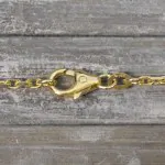 Goldkette als Ankerkette diamantiert in Gelbgold 375 / 9K, 34 cm lang, 1,8 mm breit, Gewicht ca. 4.6 g.