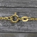Goldkette als Ankerkette diamantiert in Gelbgold 585 / 14K, 40 cm lang, 1,9 mm breit, Gewicht ca. 5.2 g.