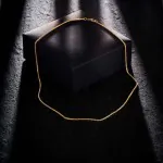 Goldkette als Venezianerkette rund geschlagen in Gelbgold 375 / 9K, 85 cm lang, 1,5 mm breit, Gewicht ca. 11.3 g.