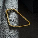 Armband als Panzerkette flach in Gelbgold 585 / 14K, 19 cm lang, 2,7 mm breit, Gewicht ca. 4.1 g.