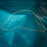 Goldkette als Panzerkette flach in Gelbgold 585 / 14K, 40 cm lang, 1,2 mm breit, Gewicht ca. 2.1 g.