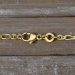 Armband als Panzerstegkette in Gelbgold 585 / 14 K, 21,5 cm lang, 2,5mm breit, Gewicht ca. 2.6 g.