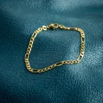 Armband als Figarokette diamantiert in Gelbgold 750 / 18K, 22 cm lang, 3,4 mm breit, Gewicht ca. 7.9 g.