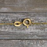 Goldkette als Figarokette diamantiert in Gelbgold 585 / 14K, 45 cm lang, 1,1 mm breit, Gewicht ca. 1.5 g.