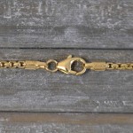 Goldkette als Venezianerkette rund geschlagen in Gelbgold 585 / 14K, 45 cm lang, 2 mm breit, Gewicht ca. 10.5 g.