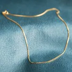 Goldkette als Venezianerkette in Gelbgold 333 / 8K, 70 cm lang, 0,9 mm breit, Gewicht ca. 3.6 g.