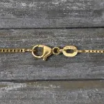 Goldkette als Venezianerkette in Gelbgold 585 / 14K, 36 cm lang, 0,9 mm breit, Gewicht ca. 2.6 g.