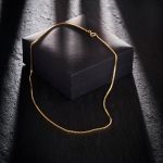 Goldkette als Venezianerkette in Gelbgold 333 / 8K, 45 cm lang, 1,4 mm breit, Gewicht ca. 5.2 g.
