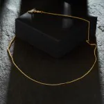 Goldkette als Panzerkette flach in Gelbgold 375 / 9K, 45 cm lang, 1,4 mm breit, Gewicht ca. 2.5 g.
