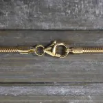 Goldkette als Schlangenkette in Gelbgold 750 / 18K, 38 cm lang, 1,6 mm breit, Gewicht ca. 5.7 g.