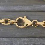 Armband als Ankerkette diamantiert in Gelbgold 750 / 18K, 18,7 cm lang, 3,8 mm breit, Gewicht ca. 16.9 g.
