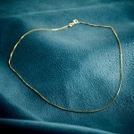 Goldkette als Venezianerkette in Gelbgold 750 / 18K, 60 cm lang, 0,9 mm breit, Gewicht ca. 4.8 g.