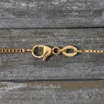 Goldkette als Venezianerkette in Gelbgold 750 / 18K, 80 cm lang, 0,9 mm breit, Gewicht ca. 6.4 g.