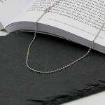 Goldkette als Ankerkette diamantiert in Weißgold 585 / 14K, 55 cm lang, 1,7 mm breit, Gewicht ca. 5.9 g.