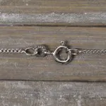 Goldkette als Panzerkette flach in Weißgold 333 / 8K, 45 cm lang, 1,4 mm breit, Gewicht ca. 2.7 g.