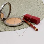 Goldkette als Panzerkette flach in Weißgold 750 / 18 Karat, 42 cm lang, 1.4 mm breit, Gewicht ca. 3.4 g.