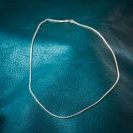 Goldkette als Bingokette in Weißgold 375 / 9K, 55 cm lang, 1,3 mm breit, Gewicht ca. 5.4 g.