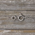 Goldkette als Venezianerkette in Weißgold 333 / 8K, 42 cm lang, 0,7 mm breit, Gewicht ca. 1.5 g.