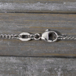 Goldkette als Panzerkette flach Weißgold 750 / 18K, 50 cm lang, 1,7 mm breit, Gewicht ca. 6.2 g.