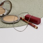 Goldkette als Schlangenkette in Weißgold 333 / 8K, 70 cm lang, 1,6 mm breit, Gewicht ca. 7.5 g.