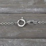 Goldkette als Ankerkette rund in Weißgold 585 / 14K, 90 cm lang, 1,5 mm breit, Gewicht ca. 6.5 g.