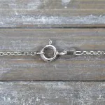 Goldkette als Ankerkette diamantiert in Weißgold 585 / 14K, 40 cm lang, 1,3 mm breit, Gewicht ca. 2.5 g.