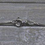 Goldkette als Panzerkette flach Weißgold 585 / 14K, 36 cm lang, 1,4 mm breit, Gewicht ca. 2.6 g.
