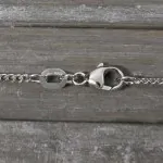 Goldkette als Panzerkette flach in Weißgold 585 / 14K, 60 cm lang, 1,7 mm breit, Gewicht ca. 7.2 g.