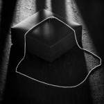 Goldkette als Zopfkette in Weißgold 375 / 9K, 34 cm lang, 1,3 mm breit, Gewicht ca. 2 g.