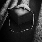 Goldkette als Schlangenkette diamantiert Weißgold 585 / 14K, 40 cm lang, 1,2 mm breit, Gewicht ca. 6.2 g.