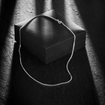 Goldkette als Venezianerkette in Weißgold 585 / 14K, 36 cm lang, 1,4 mm breit, Gewicht ca. 5.5 g.