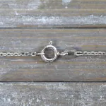 Goldkette als Ankerkette diamantiert in Weißgold 585 / 14K, 38 cm lang, 1,3 mm breit, Gewicht ca. 2.4 g.