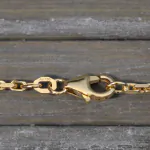Armband als Ankerkette diamantiert in Gelbgold 750 / 18K, 20 cm lang, 2 mm breit, Gewicht ca. 6 g.