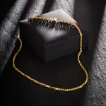 Goldkette als Ankerkette diamantiert in Gelbgold 375 / 9K, 50 cm lang, 3 mm breit, Gewicht ca. 20 g.