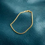 Armband als Zopfkette in Gelbgold 333 / 8 K, 18 cm lang, 1,7mm breit, Gewicht ca. 1.8 g.