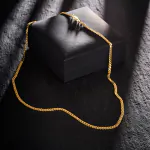 Goldkette als Panzerkette flach in Gelbgold 585 / 14K, 60 cm lang, 3,4 mm breit, Gewicht ca. 16.7 g.