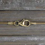 Goldkette als Schlangenkette in Gelbgold 750 / 18K, 42 cm lang, 1,2 mm breit, Gewicht ca. 4.5 g.