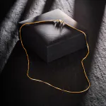 Goldkette als Schlangenkette diamantiert in Gelbgold 585 / 14K, 50 cm lang, 1 mm breit, Gewicht ca. 5.9 g.
