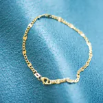 Armband als Panzerstegkette in Gelbgold 750 / 18 Karat, 20.5 cm lang, 3.1 mm breit, Gewicht ca. 2.9 g.