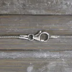 Goldkette als Schlangenkette in Weißgold 585 / 14K, 85 cm lang, 1,2 mm breit, Gewicht ca. 8.3 g.