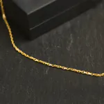 Armband als Ankerkette diamantiert in Gelbgold 750 / 18K, 20 cm lang, 2 mm breit, Gewicht ca. 6 g.