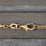Goldkette als Ankerkette diamantiert in Gelbgold 750 / 18K, 55 cm lang, 2 mm breit, Gewicht ca. 14 g.