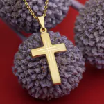 Anhänger Kreuz seidenmatt/diamantiert Gelbgold 21 mm