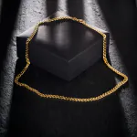 Goldkette als Panzerkette flach in Gelbgold 585 / 14K, 70 cm lang, 4,7 mm breit, Gewicht ca. 41.6 g.