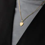 Anhänger Gravurplatte herzform bandmatt , Gelbgold 585 / 14K, Höhe 12 mm, Gewicht ca. 1,37 g