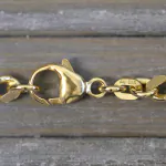 Goldkette als Panzerkette flach in Gelbgold 585 / 14K, 70 cm lang, 4,7 mm breit, Gewicht ca. 41.6 g.
