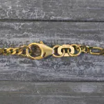 Goldkette als Figarokette diamantiert in Gelbgold 750 / 18K, 45 cm lang, 2.2 mm breit, Gewicht ca. 6.3 g.