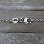 Goldkette als Ankerkette rund Weißgold 750 / 18K, 42 cm lang, 1,5 mm breit, Gewicht ca. 3.5 g.